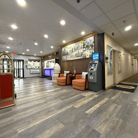 Super 8 By Wyndham Uniontown Pa Hotel Eksteriør billede