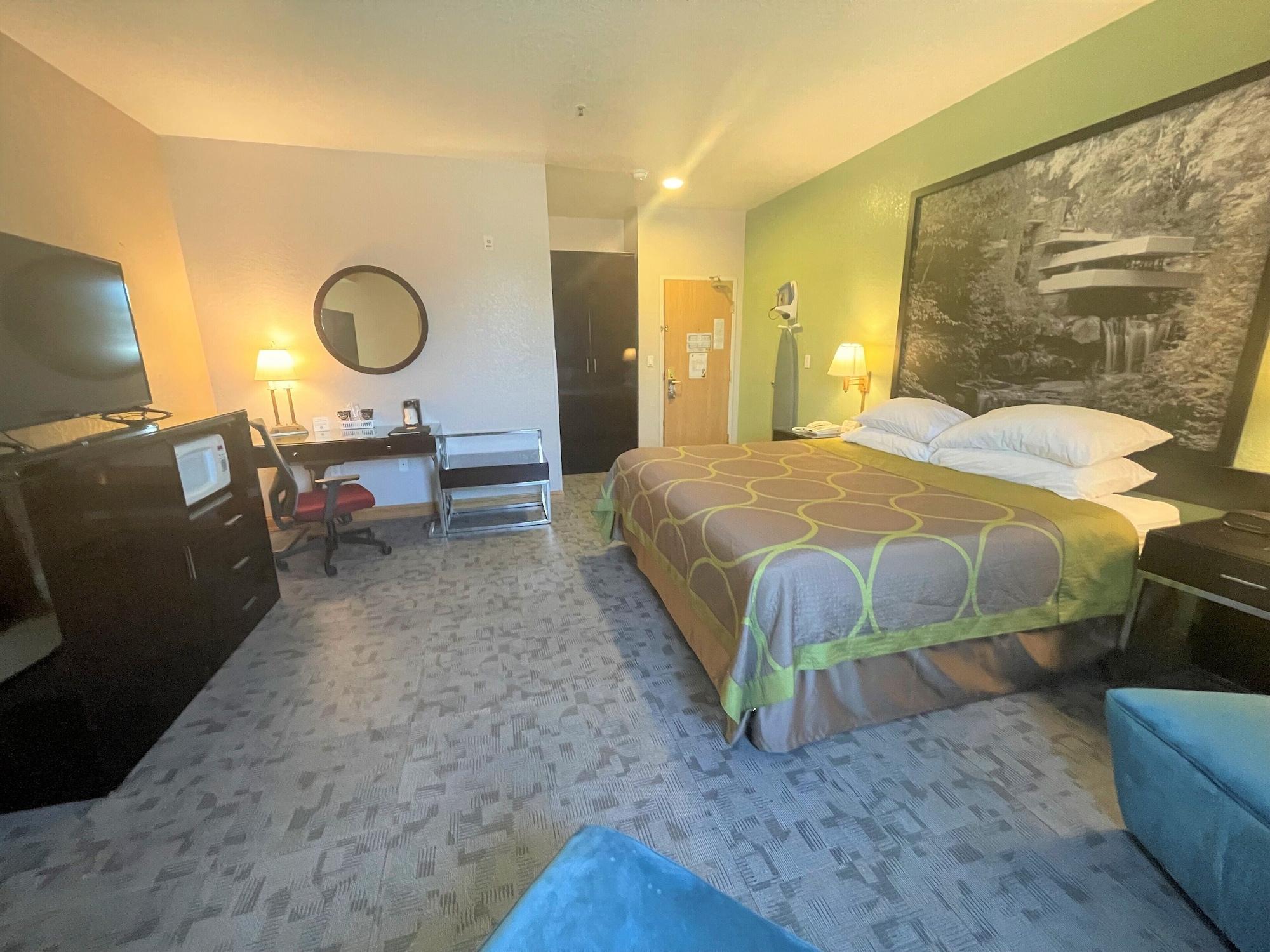Super 8 By Wyndham Uniontown Pa Hotel Eksteriør billede