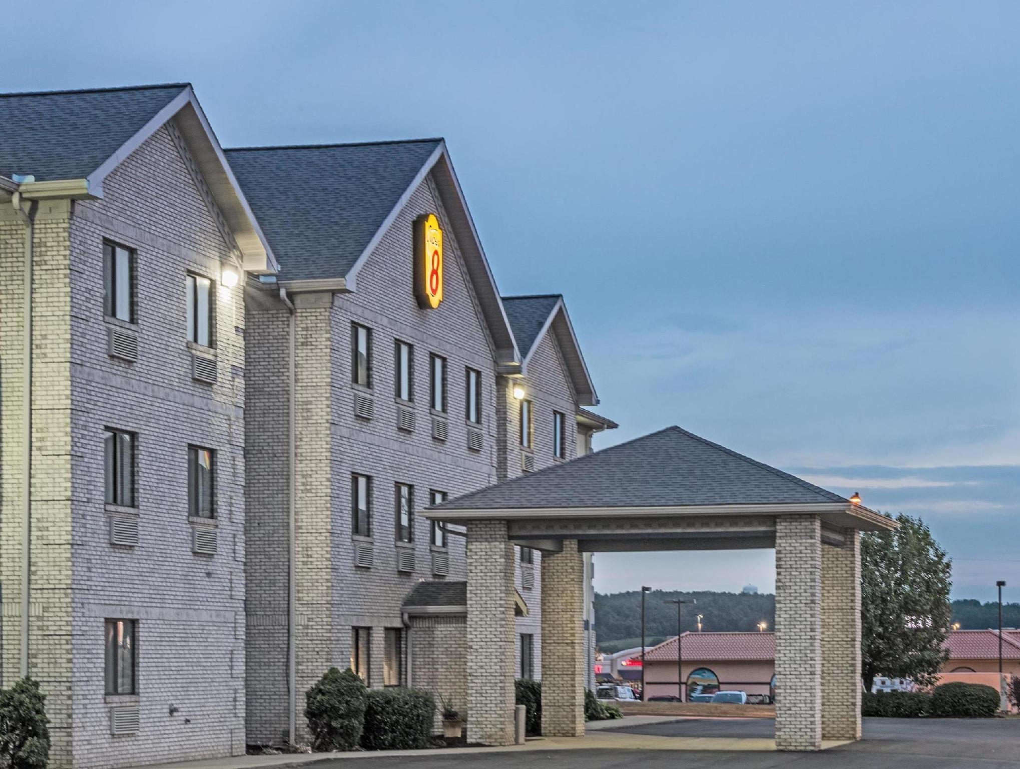 Super 8 By Wyndham Uniontown Pa Hotel Eksteriør billede